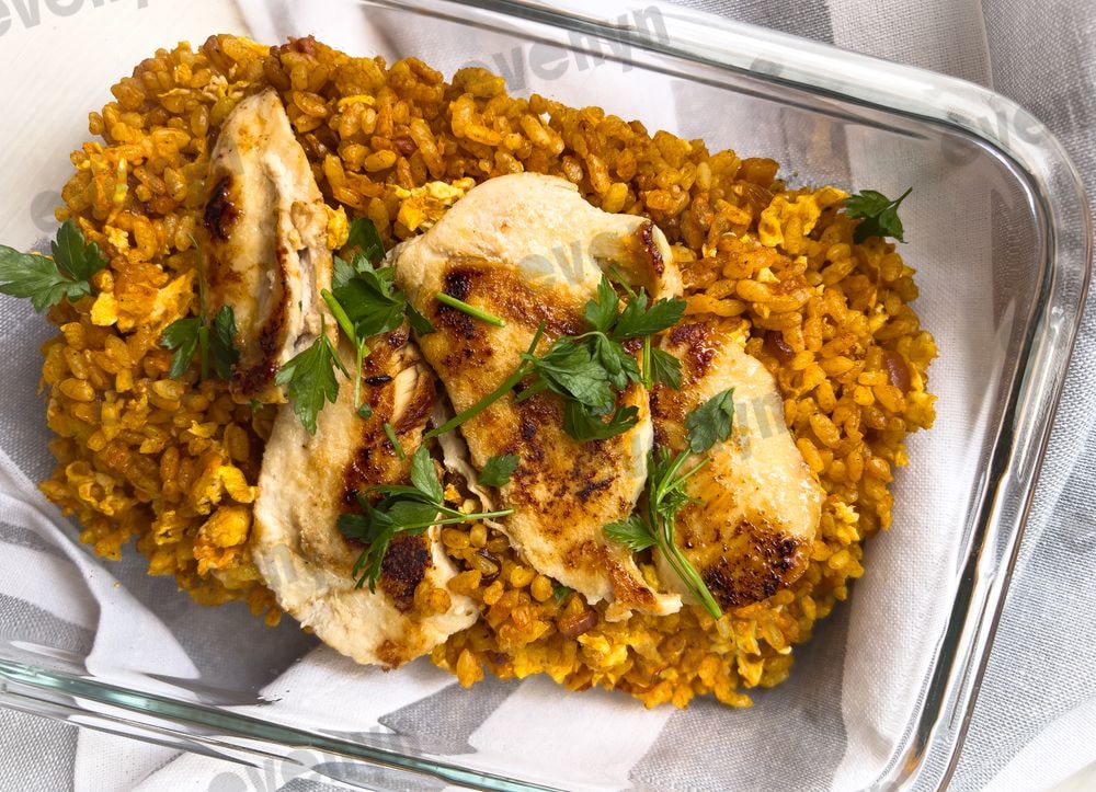 Chicken breast with fried rice and vegetables, a meal from the weight loss meal plan